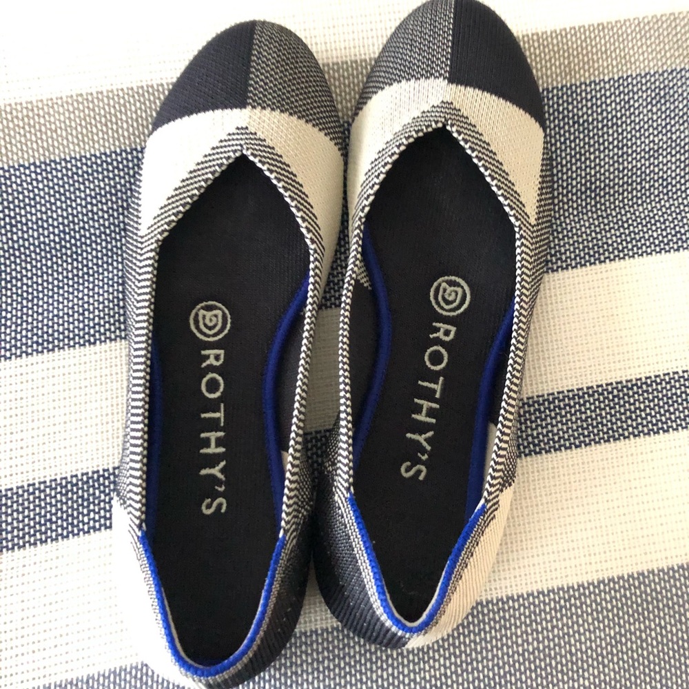 Captoe Black Rothy’s, sz 6